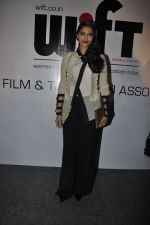 Sonam Kapoor at the launch of WIFT India in Taj Land_s End, Mumbai on 6th March 2012 (42).JPG